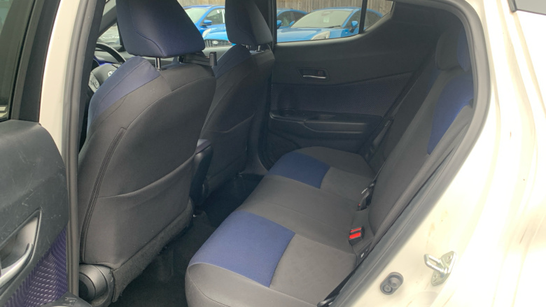 Toyota C-HR 1.8 Hybrid Dynamic 5dr CVT Hybrid Hatchback